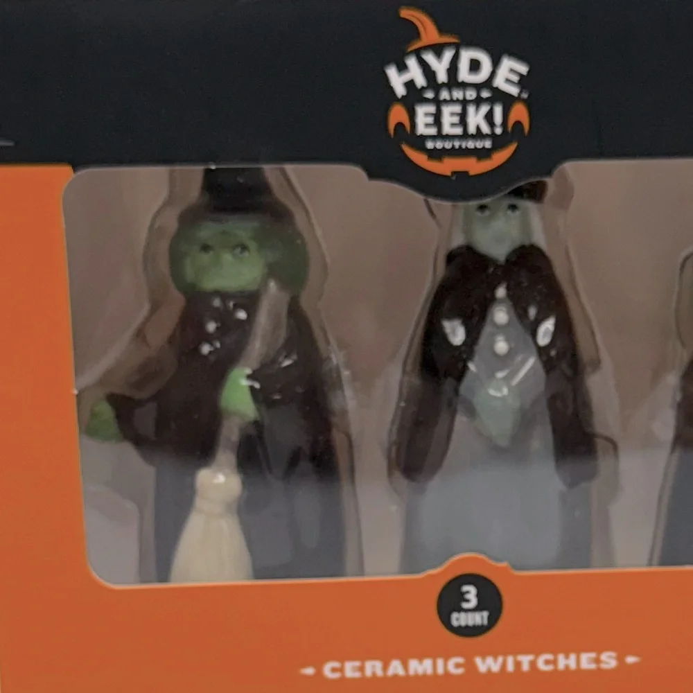 Hyde & EEK! add scary